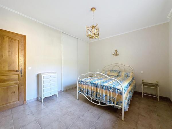 Jolie maison de plus de 150m² - Environnement boisé Montberon