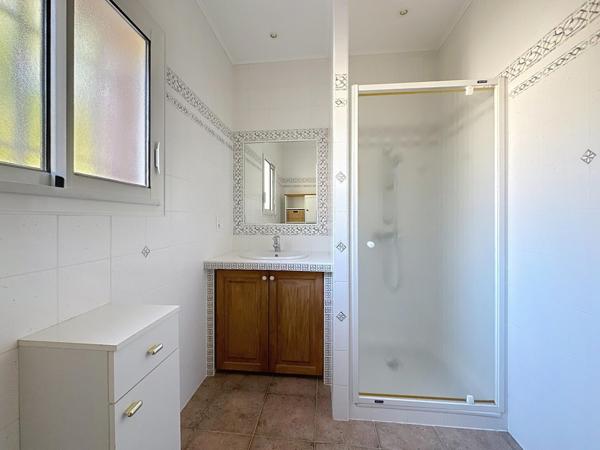 Jolie maison de plus de 150m² - Environnement boisé Montberon