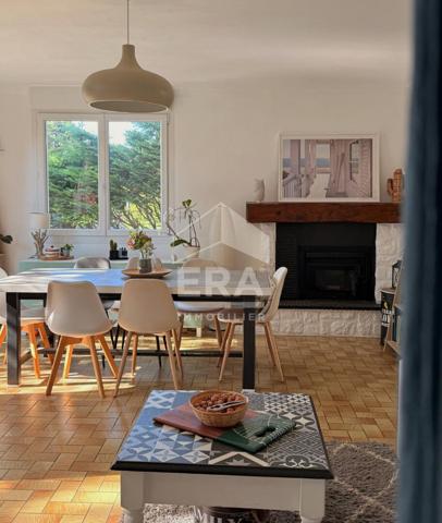 Maison  de 115m² ,individuelle avec grand jardin arboré secteur prisé.