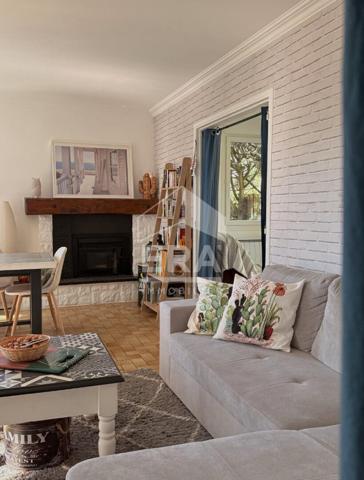 Maison  de 115m² ,individuelle avec grand jardin arboré secteur prisé.