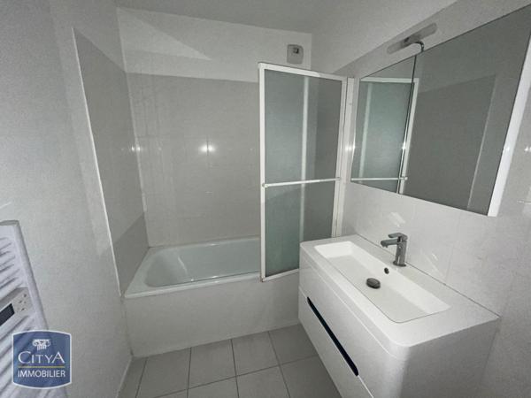 Appartement à louer 2 pièces 45.87m²