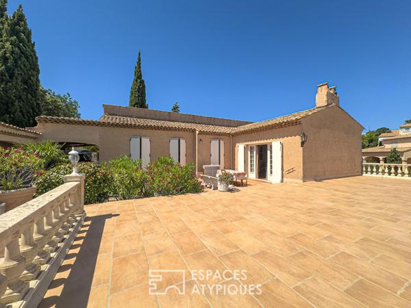 Villa à réinventer avec vue mer et sur l’ Estérel