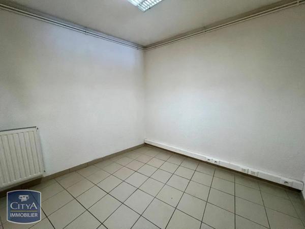 Local professionnel à louer