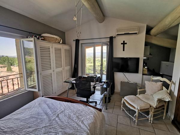 Meyrargues (13650) Villa 7 pièces piscine