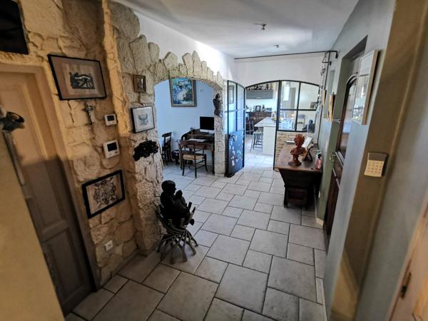 Meyrargues (13650) Villa 7 pièces piscine