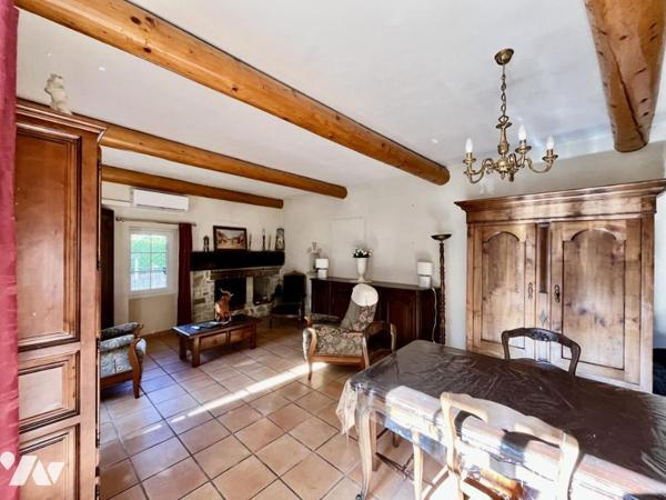 Maison de village avec cour, jardin, garage et dépendances à Saint Nazaire