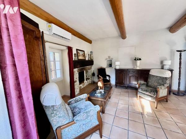 Maison de village avec cour, jardin, garage et dépendances à Saint Nazaire