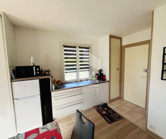 Studio rénové avec garage + parking Valdahon