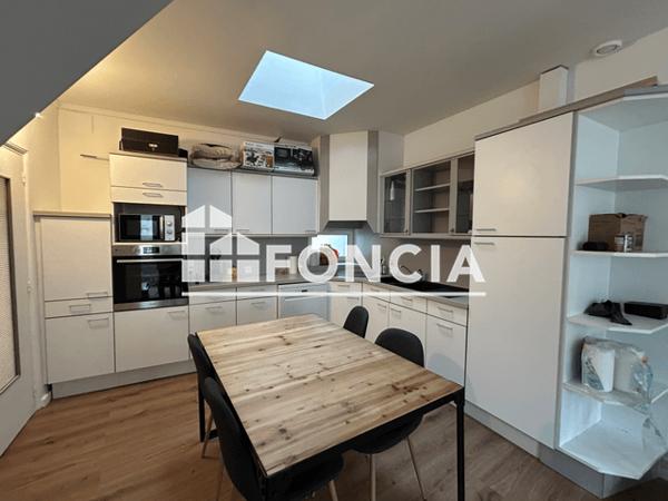 Location Studio meublé 15.21 m² - chambre 4 Laon 02000