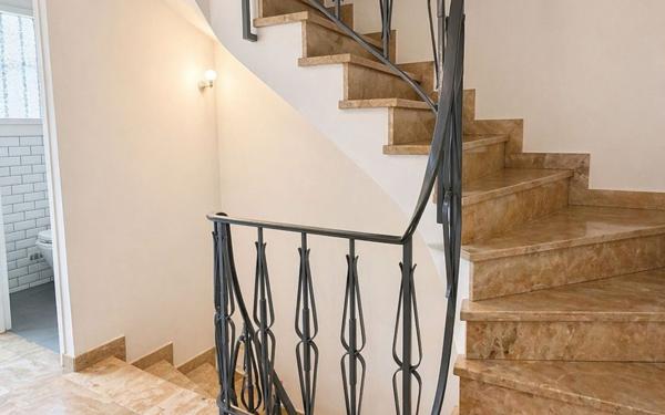 Maison à vendre    4 pièces • 113 m2 Montreuil