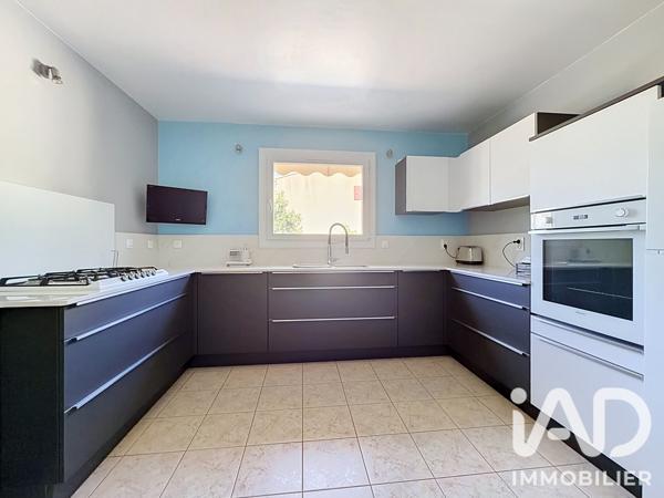 Maison à vendre 5 pièces 115 m² Eyguières