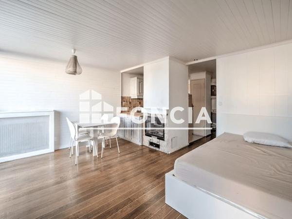 À vendre Studio 34.54 m² - Saint-genis-pouilly 01630