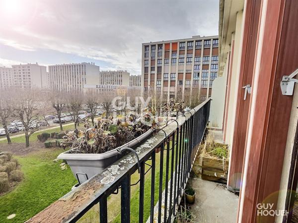 Beau 2 pièces traversant + extérieurs