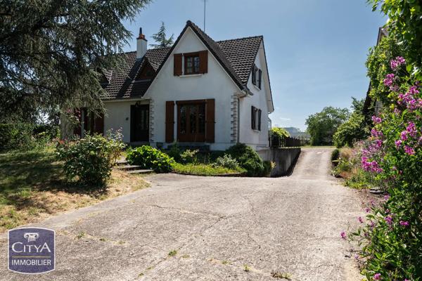 Maison à vendre 5 pièces 119m² Saint-Doulchard (18230)