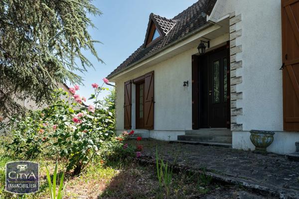 Maison à vendre 5 pièces 119m² Saint-Doulchard (18230)