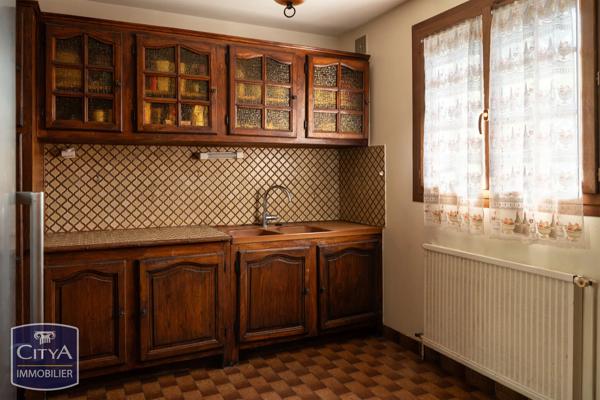 Maison à vendre 5 pièces 119m² Saint-Doulchard (18230)