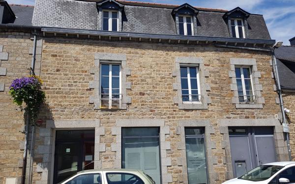 Immeuble à vendre    167 m2 Guingamp