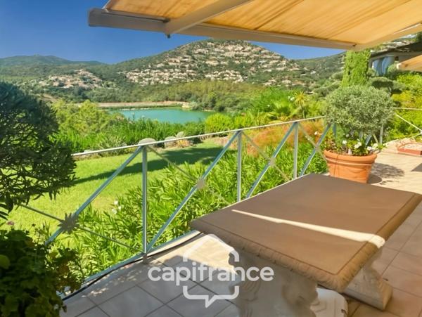 Propriété à vendre 6 pièces LA LONDE LES MAURES (83)- Domaine de Valcros.