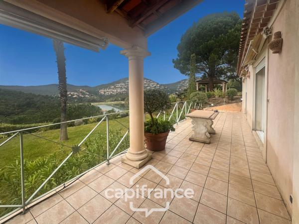 Propriété à vendre 6 pièces LA LONDE LES MAURES (83)- Domaine de Valcros.