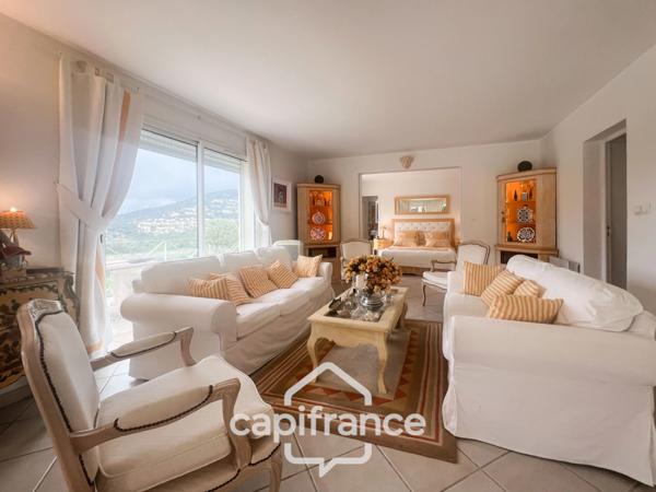 Propriété à vendre 6 pièces LA LONDE LES MAURES (83)- Domaine de Valcros.