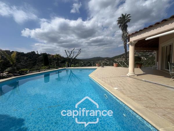 Propriété à vendre 6 pièces LA LONDE LES MAURES (83)- Domaine de Valcros.