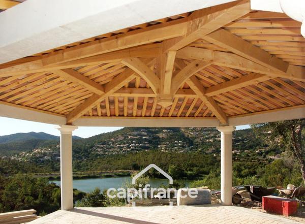 Propriété à vendre 6 pièces LA LONDE LES MAURES (83)- Domaine de Valcros.