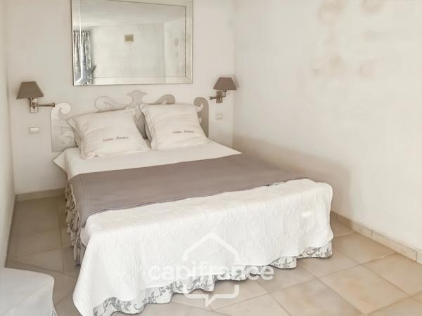 Propriété à vendre 6 pièces LA LONDE LES MAURES (83)- Domaine de Valcros.