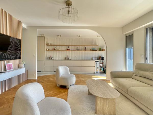 Marseille (13008) - AVENUE DU PRADO - 13008 -