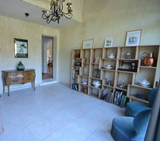 Maison à vendre 5 pièces MIRAMAS (13)
