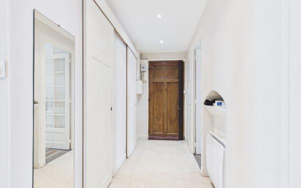 Appartement à vendre    2 pièces • 67,81 m2 Grenoble