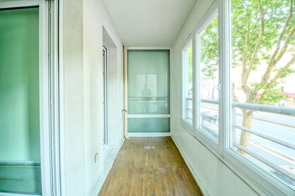 Appartement Montrouge 3 pièces - 73.88m² + terrasse (23m²) et loggia