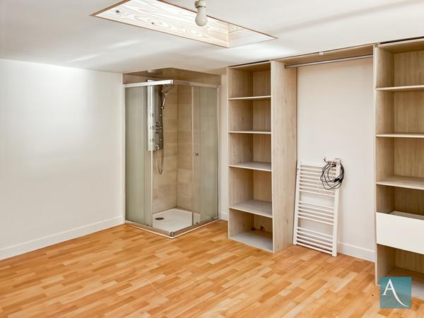 IMMEUBLE DE RAPPORT QUARTIER SAINT-MARTIN ÉTAMPES