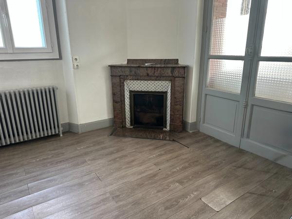 Dpt Hautes Pyrénées (65), à vendre TARBES immeuble