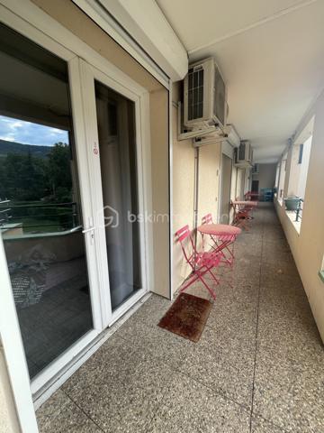 Immeuble mixte de 554 m²