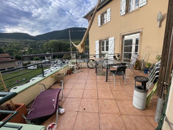 Immeuble mixte de 554 m²