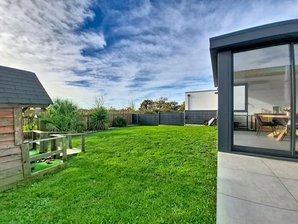 Vente maison La Roche Sur Yon : 272 500 € - AJP Immobilier La Roche-sur-Yon