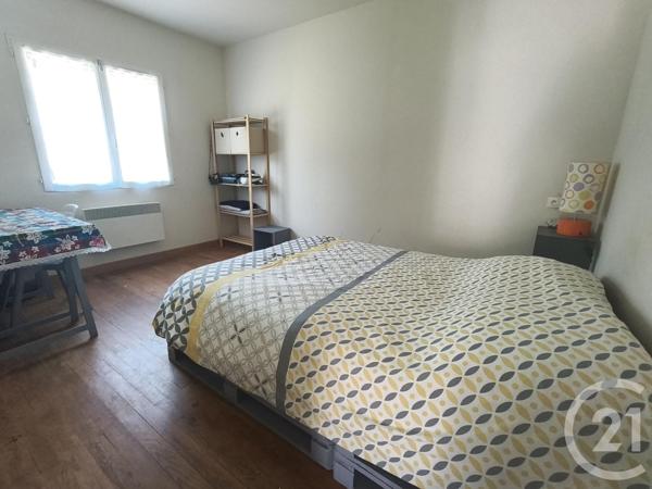 Maison à vendre  4 pièces - 90,62 m 2   TALAIS  - 33