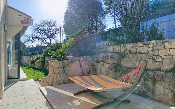 Maison à vendre    5 pièces • 149 m2 Le Rouret