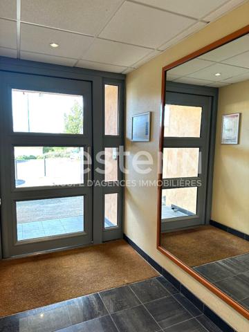 Appartement T2 meublé avec terrasse et parking privatif, secteur Rocadest Carcassonne