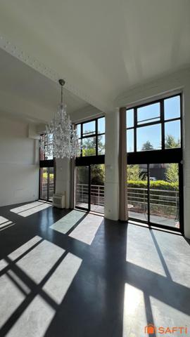 Superbe Loft Triplex 236 m² à Tourcoing (limite Mouvaux)