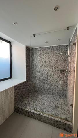 Superbe Loft Triplex 236 m² à Tourcoing (limite Mouvaux)