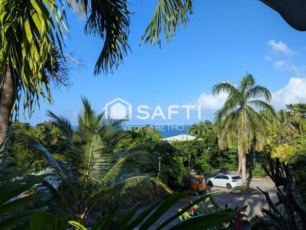 Maison divisée en deux appartements