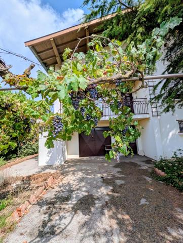 Au coeur du "Poumon Vert de l'agglomération de LYON" et à 5 mn de toutes les commodités