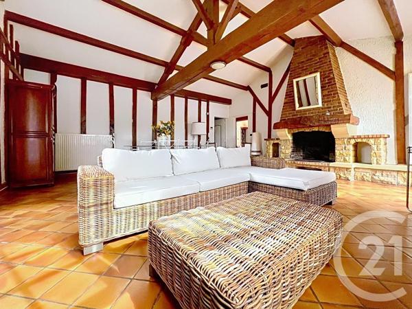 Maison à vendre  8 pièces - 191,50 m 2   LE PIZOU  - 24
