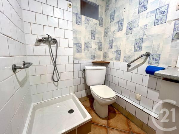 Maison à vendre  8 pièces - 191,50 m 2   LE PIZOU  - 24