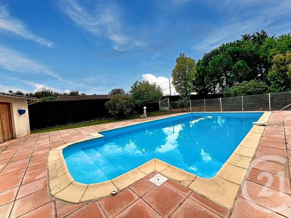 Maison à vendre  8 pièces - 191,50 m 2   LE PIZOU  - 24