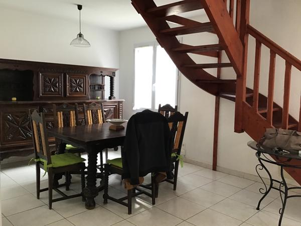 Maison
                                                                                                                                                                                                                                                                                                                        5 pièce(s)                                                                                                                                                                                                          4 chambre(s)                                                                                                                                                                                                          116  m²