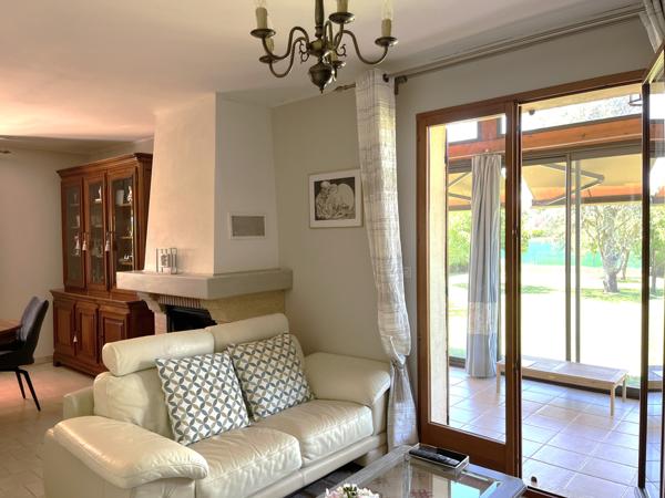 Tignieu-Jameyzieu (38230) TIGNIEU MAISON 98 m² SUR TERRAIN PLAT ET ARBORE DE 900 m² SUR DEMI SOUS/SOL