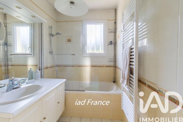 Maison à vendre 5 pièces 88 m² Mézières-sur-Seine