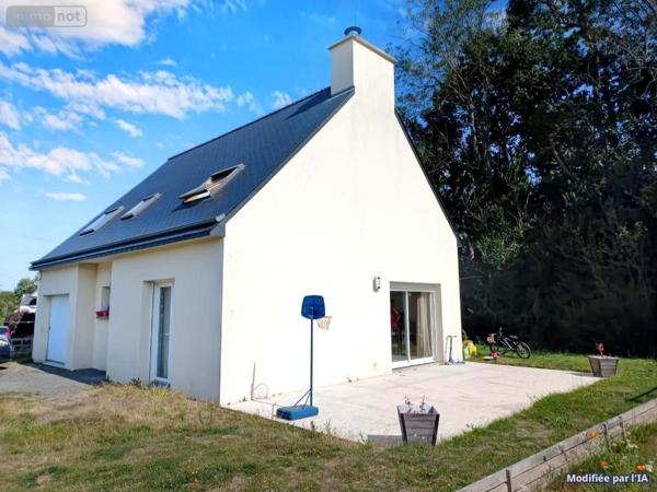 Maison à vendre à Hillion dans les Côtes-d'Armor (22120), ref : 22012-4286